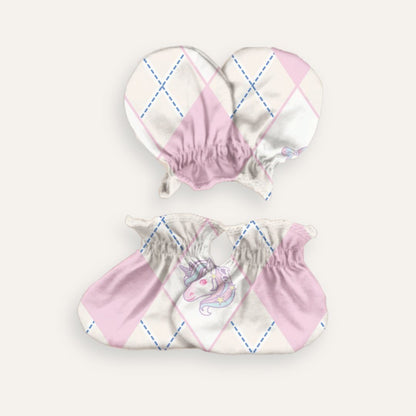 Barbie Mittens and Booties in Iconic Diamond