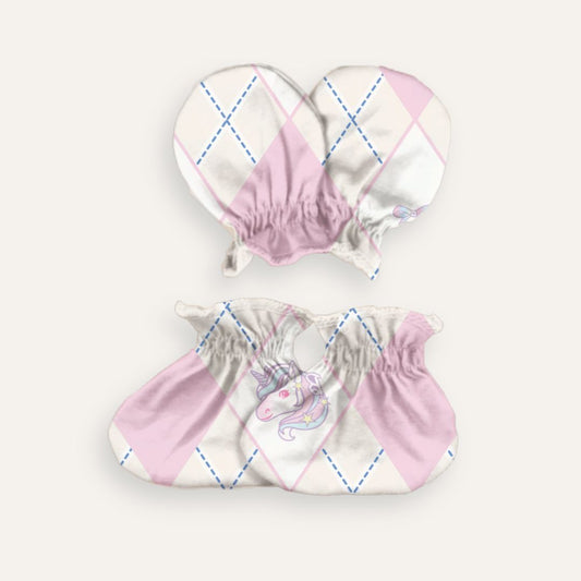 Barbie Mittens and Booties in Iconic Diamond