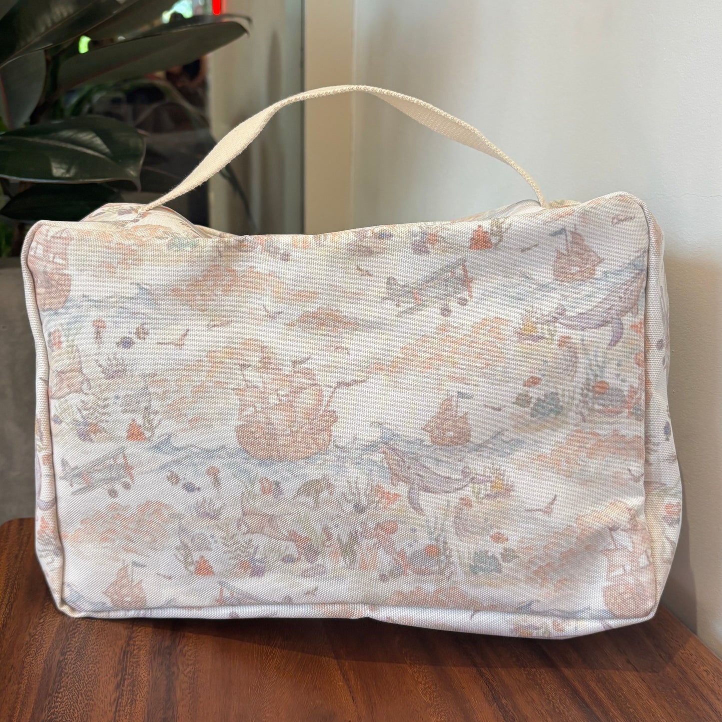 BETWEEN THE SEASONS PACKING CUBE